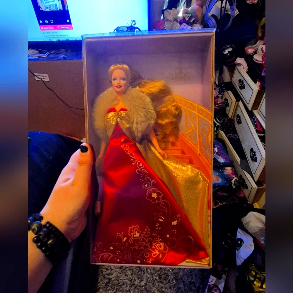 Elegant Red and Gold Hoilday Barbie Doll with Fur Stole